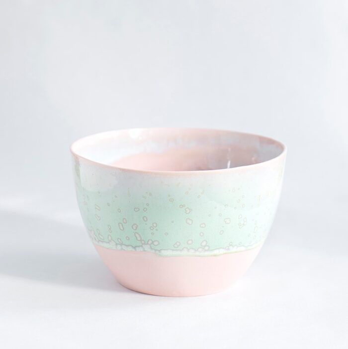 skål mellem høj lyserød grøn håndlavet keramik København Lena Pedersen porcelæn